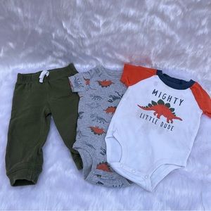 Carter's Kids' 3 Piece  Dinosaur Size 12
Months